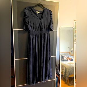Navy blue v neck maxi dress